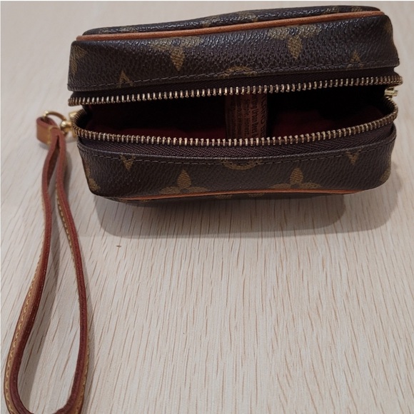 Louis Vuitton Wappity Mini Bag Wristlet or Travel Makeup Bag - Picture 4 of 4